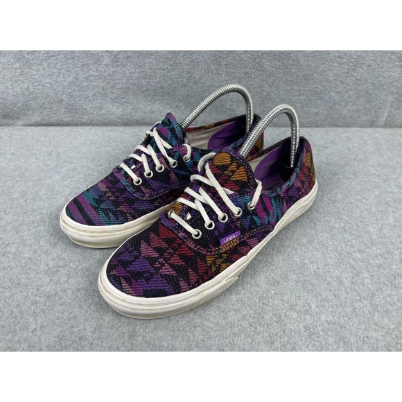 Vans Black Geometric Aztec Canvas Sneaker Shoe Mens 7 Womens 8.5 Vintage - Picture 1 of 11